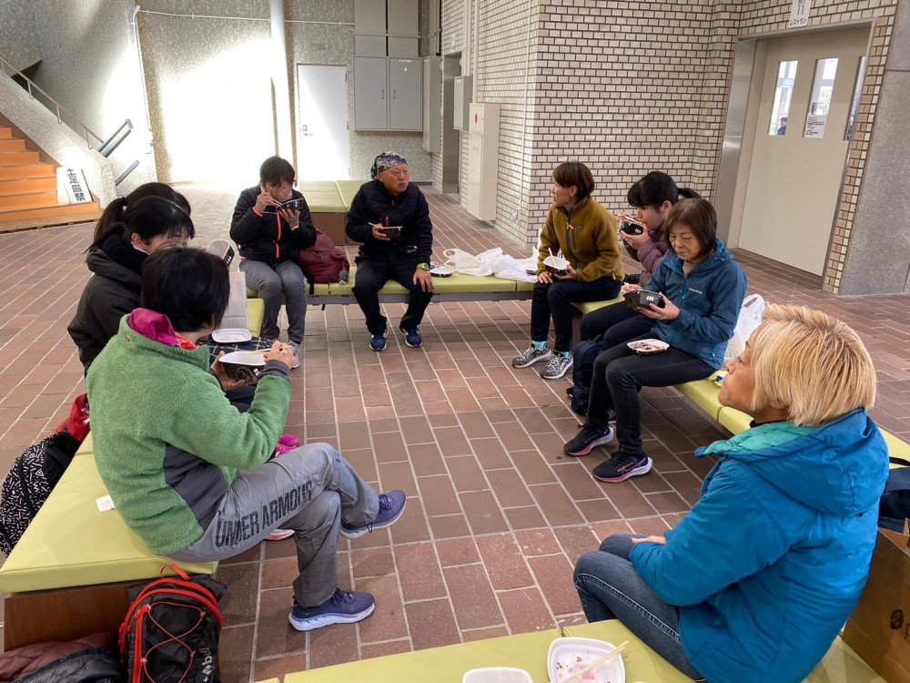 牛丼を食すの図